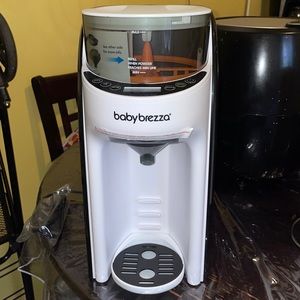 BRAND NEW BABY BREZZA FORMULA MIXER PRO